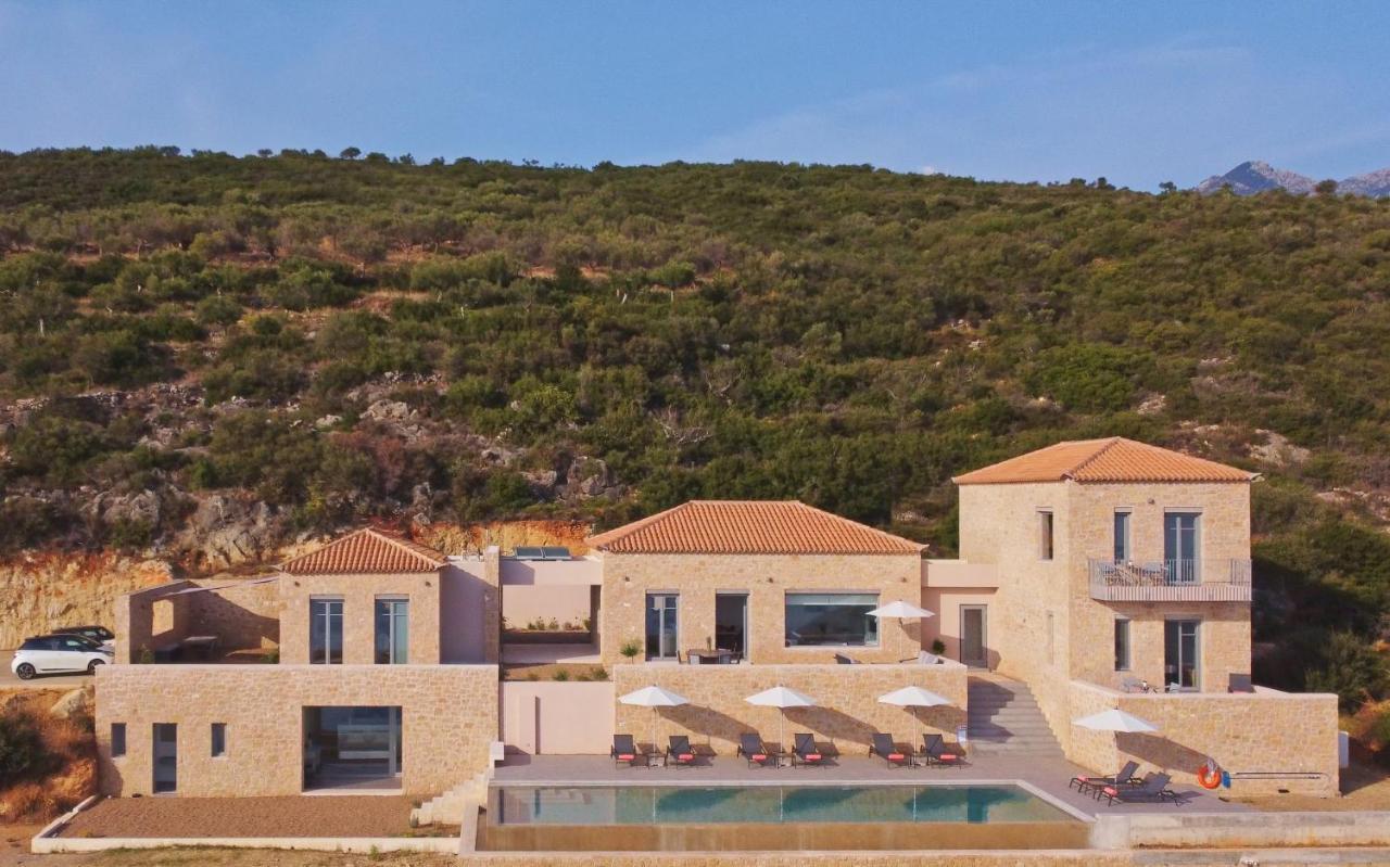 Villa Nupadi 카르다밀리 외부 사진